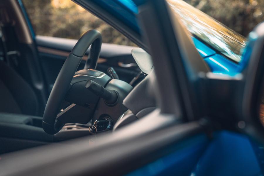 Детали интерьера Honda Civic Sedan (FC) 2018 года  (UK) (фото 79 из 94)